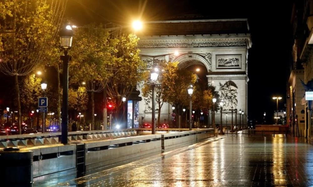 Κορονοϊός - Γαλλία: Σχεδόν 2 εκατ. είναι τα κρούσματα στη Γαλλία